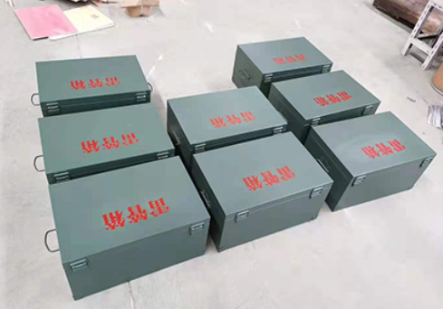 黄石炸药箱和雷管箱一般是怎么存放的？